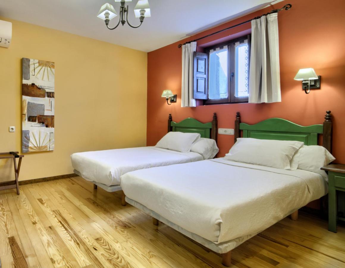 Hotel Rural El Almadiero Burgui ภายนอก รูปภาพ
