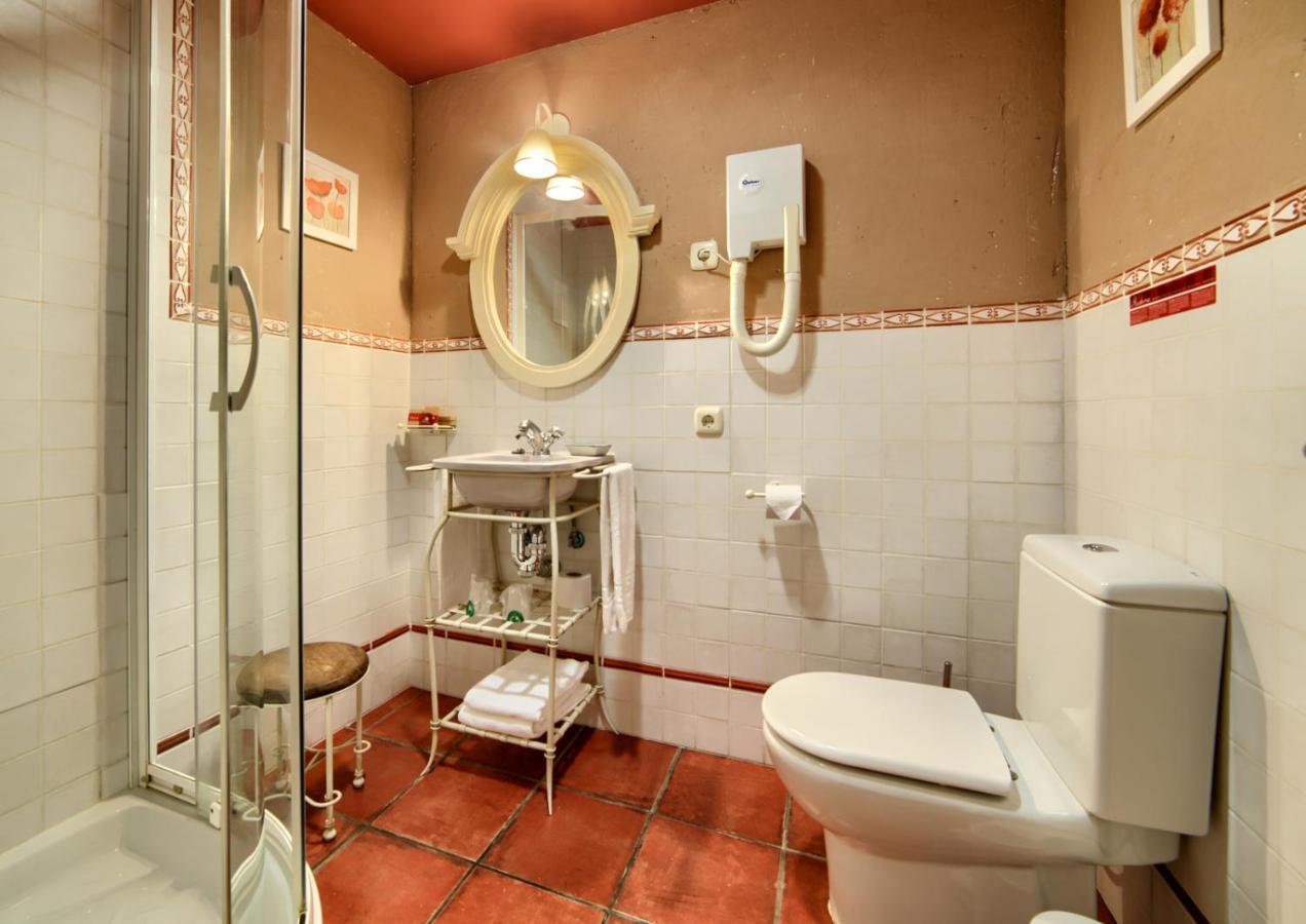 Hotel Rural El Almadiero Burgui ภายนอก รูปภาพ
