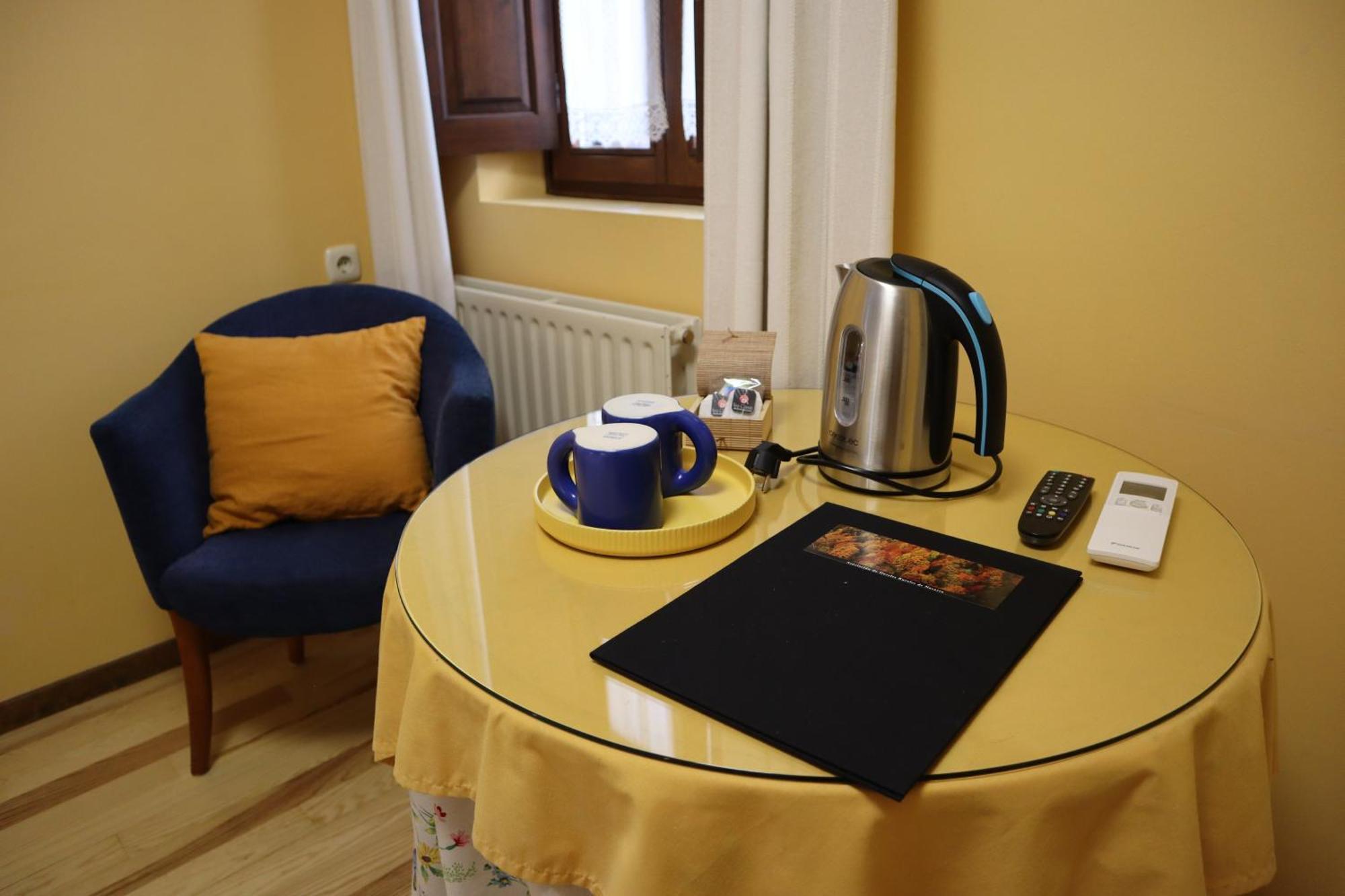 Hotel Rural El Almadiero Burgui ภายนอก รูปภาพ