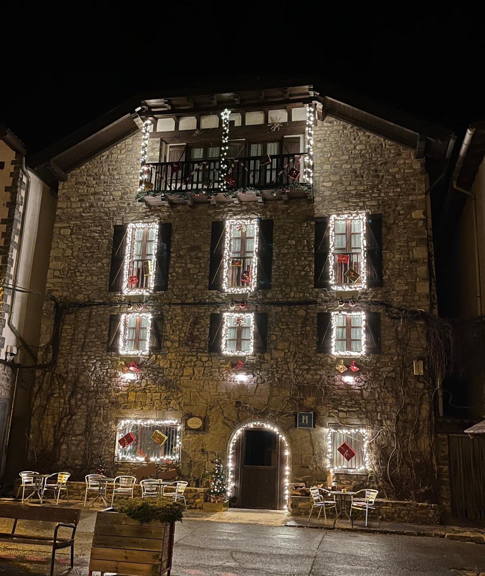 Hotel Rural El Almadiero Burgui ภายนอก รูปภาพ